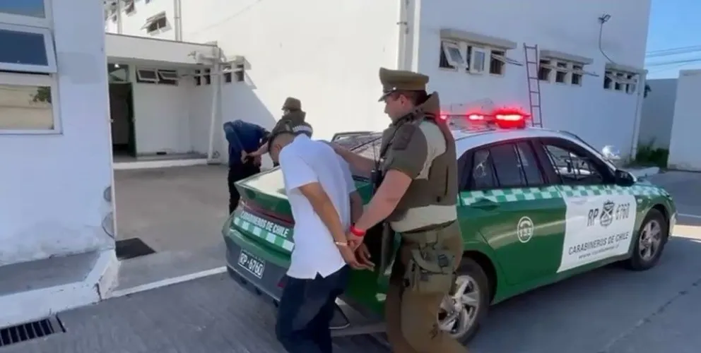 Cobraban altas sumas por falsos arreglos de autos: dos extranjeros fueron detenidos en Coquimbo