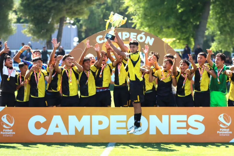 Los piratas y una tradición copera que no se detiene