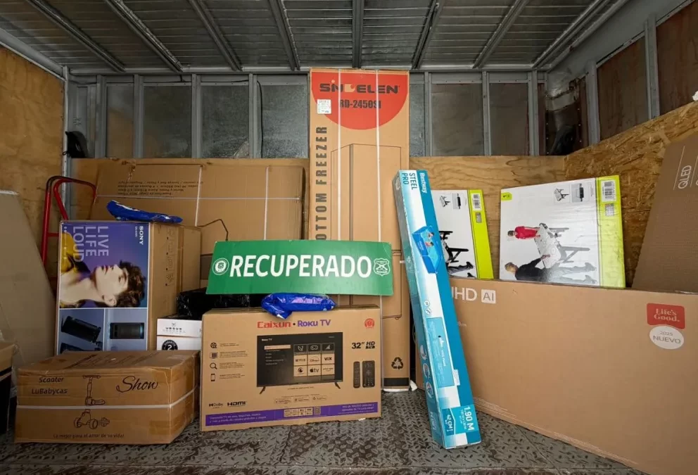 Detienen a menor de 15 años y adulto por robo de camión en Coquimbo